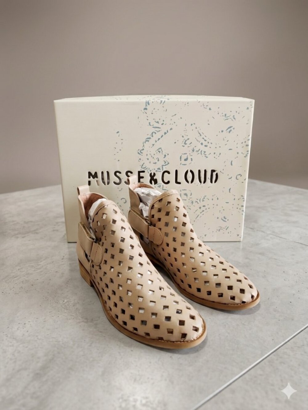 NEW Musse & Cloude Caila Laser Cut Western Boho Leather Ankle Boots Size 8